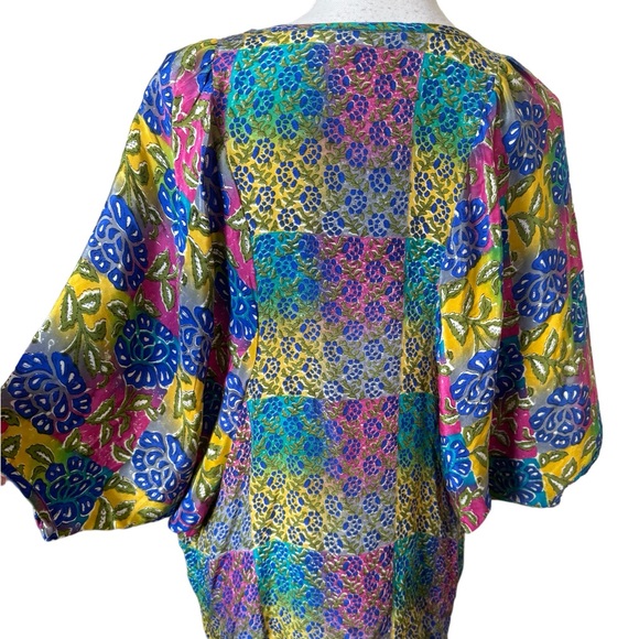 ❤️* NWT RETAIL:  $98.00  TOLANI SILK BLOUSE   PERFECT for SPRING/SUMMER  XSMALL - Picture 5 of 9